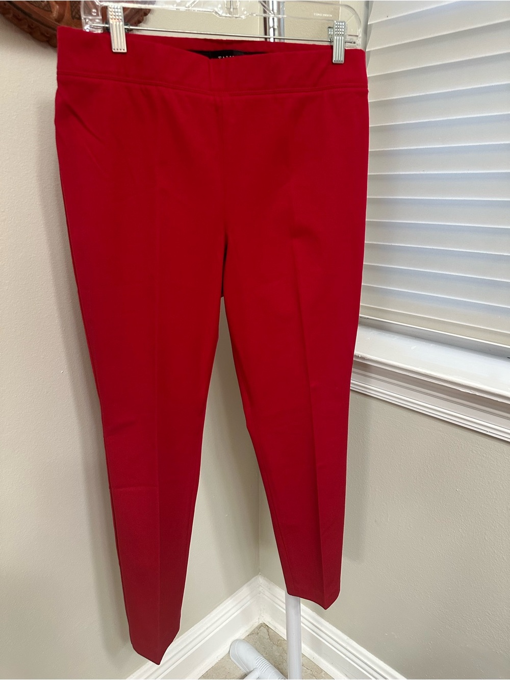 Talbots Vibrant Red Ponte Ankle Pants, 12p, mint condition